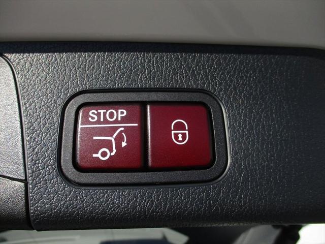 ＧＬＢ ＧＬＢ２００ｄ　４マチックＡＭＧレザエクスクルシブＰ　ワンオーナー　ＡＭＧラインパッケージ　アドバンスドパッケージ　パノラミックスライディングルーフ　ヘッドアップディスプレイ　３列シート　７人乗り　ｍｅコネクト　パワーシート　シートヒーター（9枚目）