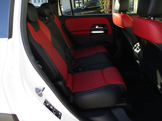 ＧＬＢ ＧＬＢ２００ｄ　４マチックＡＭＧレザエクスクルシブＰ　ワンオーナー　ＡＭＧラインパッケージ　アドバンスドパッケージ　パノラミックスライディングルーフ　ヘッドアップディスプレイ　３列シート　７人乗り　ｍｅコネクト　パワーシート　シートヒーター（15枚目）