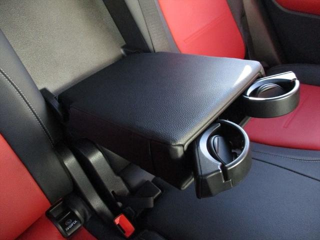 ＧＬＢ ＧＬＢ２００ｄ　４マチックＡＭＧレザエクスクルシブＰ　ワンオーナー　ＡＭＧラインパッケージ　アドバンスドパッケージ　パノラミックスライディングルーフ　ヘッドアップディスプレイ　３列シート　７人乗り　ｍｅコネクト　パワーシート　シートヒーター（57枚目）