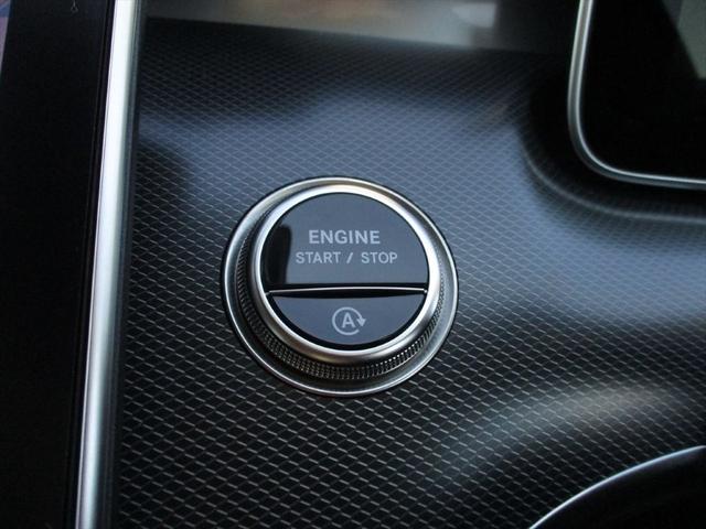 Ｃクラス Ｃ２２０ｄアバンギャルド　セーフティービジョンパッケージ　レーダーセーフティーパッケージ　ヘッドアップディスプレイ　ｍｅコネクト　パワーシート　シートヒーター　３６０度カメラ　ＥＴＣ２．０　ナビゲーション　ＴＶ（32枚目）