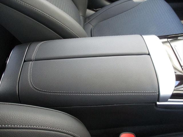 Ｃクラス Ｃ２２０ｄアバンギャルド　セーフティービジョンパッケージ　レーダーセーフティーパッケージ　ヘッドアップディスプレイ　ｍｅコネクト　パワーシート　シートヒーター　３６０度カメラ　ＥＴＣ２．０　ナビゲーション　ＴＶ（42枚目）