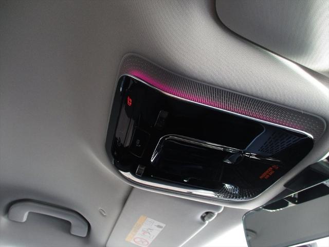 Ｃクラス Ｃ２２０ｄアバンギャルド　セーフティービジョンパッケージ　レーダーセーフティーパッケージ　ヘッドアップディスプレイ　ｍｅコネクト　パワーシート　シートヒーター　３６０度カメラ　ＥＴＣ２．０　ナビゲーション　ＴＶ（44枚目）