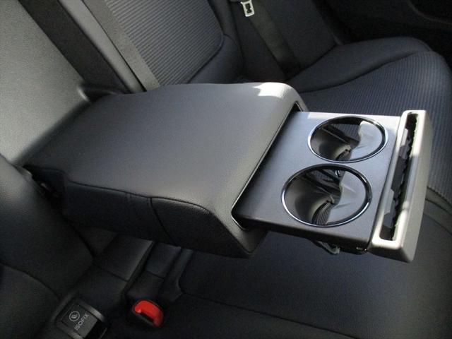 Ｃクラス Ｃ２２０ｄアバンギャルド　セーフティービジョンパッケージ　レーダーセーフティーパッケージ　ヘッドアップディスプレイ　ｍｅコネクト　パワーシート　シートヒーター　３６０度カメラ　ＥＴＣ２．０　ナビゲーション　ＴＶ（54枚目）