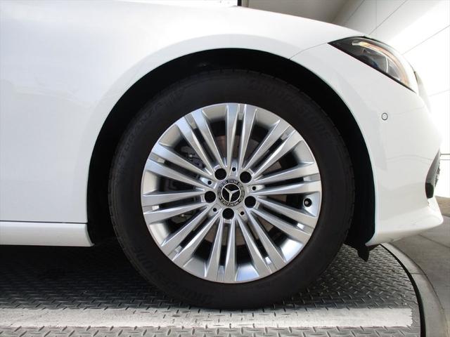 Ｃクラス Ｃ２２０ｄアバンギャルド　セーフティービジョンパッケージ　レーダーセーフティーパッケージ　ヘッドアップディスプレイ　ｍｅコネクト　パワーシート　シートヒーター　３６０度カメラ　ＥＴＣ２．０　ナビゲーション　ＴＶ（63枚目）