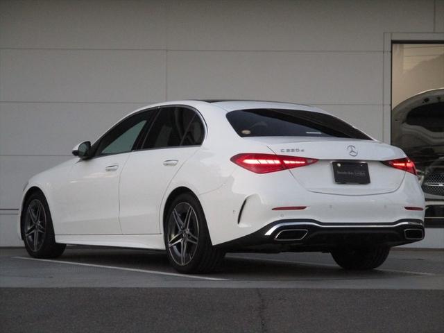 Cクラス C220dアバンギャルド AMGラインパッケージ セーフティービジョンパッケージ パノラミックスライディングルーフ ヘッドアップディスプレイ meコネクト パワーシート シートヒーター 360度カメラ ETC2.0 ナビゲーション TV(6枚目)