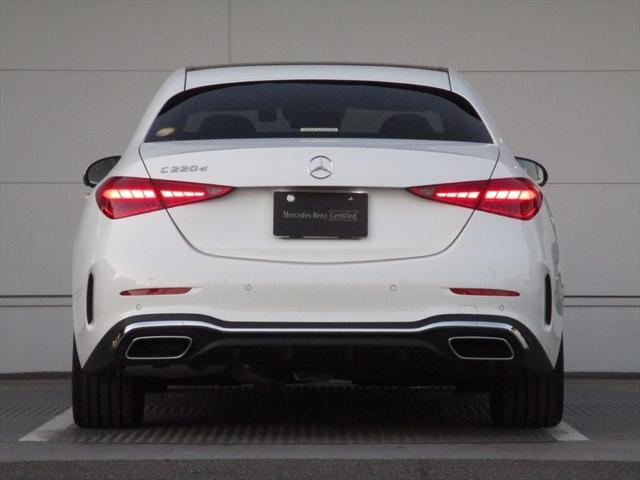 Cクラス C220dアバンギャルド AMGラインパッケージ セーフティービジョンパッケージ パノラミックスライディングルーフ ヘッドアップディスプレイ meコネクト パワーシート シートヒーター 360度カメラ ETC2.0 ナビゲーション TV(7枚目)