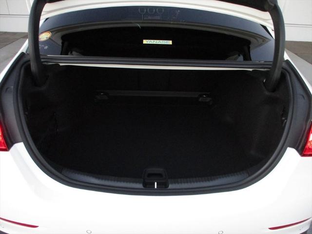 Cクラス C220dアバンギャルド AMGラインパッケージ セーフティービジョンパッケージ パノラミックスライディングルーフ ヘッドアップディスプレイ meコネクト パワーシート シートヒーター 360度カメラ ETC2.0 ナビゲーション TV(10枚目)