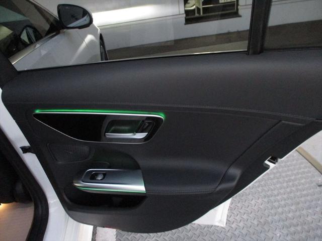 Cクラス C220dアバンギャルド AMGラインパッケージ セーフティービジョンパッケージ パノラミックスライディングルーフ ヘッドアップディスプレイ meコネクト パワーシート シートヒーター 360度カメラ ETC2.0 ナビゲーション TV(49枚目)