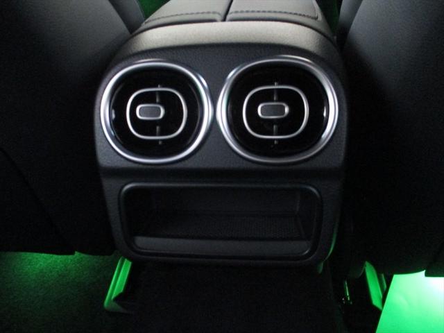 Cクラス C220dアバンギャルド AMGラインパッケージ セーフティービジョンパッケージ パノラミックスライディングルーフ ヘッドアップディスプレイ meコネクト パワーシート シートヒーター 360度カメラ ETC2.0 ナビゲーション TV(51枚目)