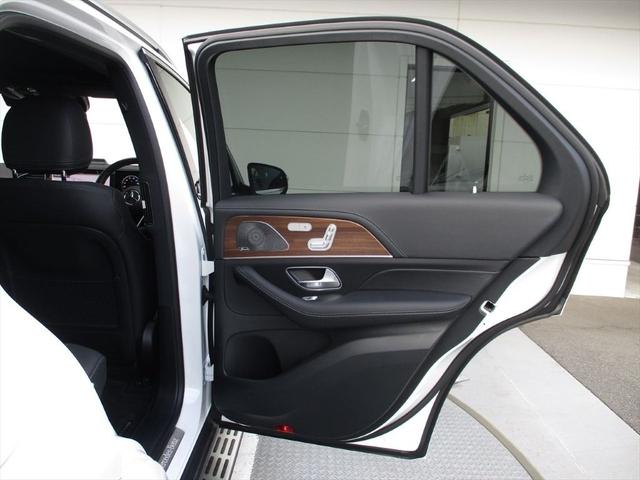 ＊ユーズドカー・オートリース＊　月々一定のリース料だけで、メルセデス・ベンツの魅力をご体験頂ける合理的なリースプランです！資産計上が不要なので、経営指標が悪化せず、リース料金は全額経費処理ができます。