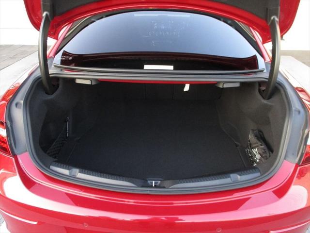 Ｅクラス Ｅ３００　クーペ　スポーツ　エクスクルーシブパッケージ　パノラミックスライディングルーフ　ヘッドアップディスプレイ　ｍｅコネクト　ナッパレザーシート　パワーシート　シートヒーター　シートベンチレーター　３６０度カメラ（9枚目）