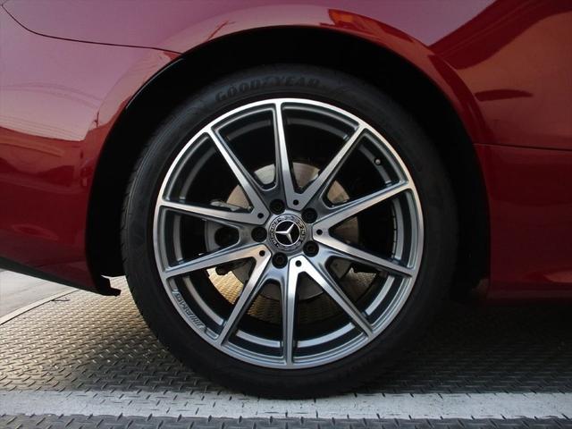 Ｅクラス Ｅ３００　クーペ　スポーツ　エクスクルーシブパッケージ　パノラミックスライディングルーフ　ヘッドアップディスプレイ　ｍｅコネクト　ナッパレザーシート　パワーシート　シートヒーター　シートベンチレーター　３６０度カメラ（62枚目）