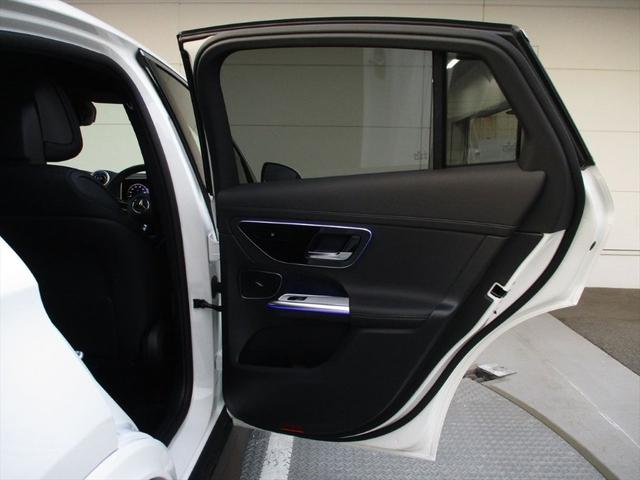 GLC GLC220d 4MクペドライバズP+AMGラインP ワンオーナー meコネクト レーダーセーフティーパッケージ エアサスペンション パワーシート シートヒーター 360度カメラ ETC2.0 ナビゲーション TV(20枚目)