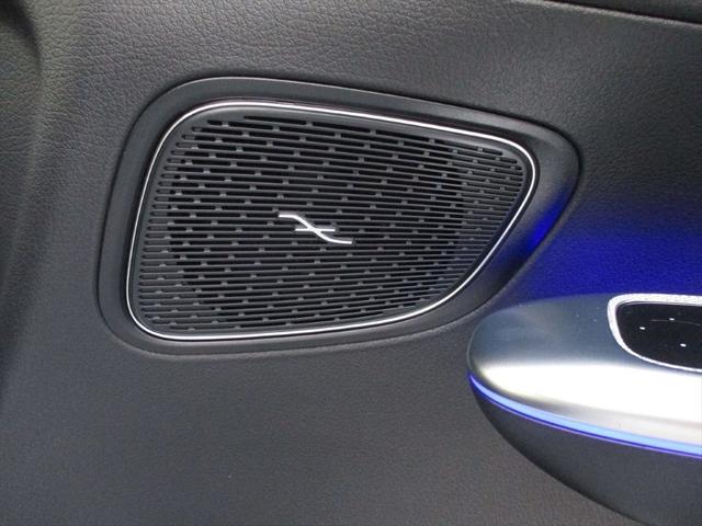 GLC GLC220d 4MクペドライバズP+AMGラインP ワンオーナー meコネクト レーダーセーフティーパッケージ エアサスペンション パワーシート シートヒーター 360度カメラ ETC2.0 ナビゲーション TV(22枚目)