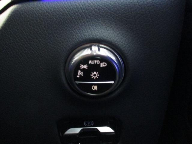 GLC GLC220d 4MクペドライバズP+AMGラインP ワンオーナー meコネクト レーダーセーフティーパッケージ エアサスペンション パワーシート シートヒーター 360度カメラ ETC2.0 ナビゲーション TV(31枚目)