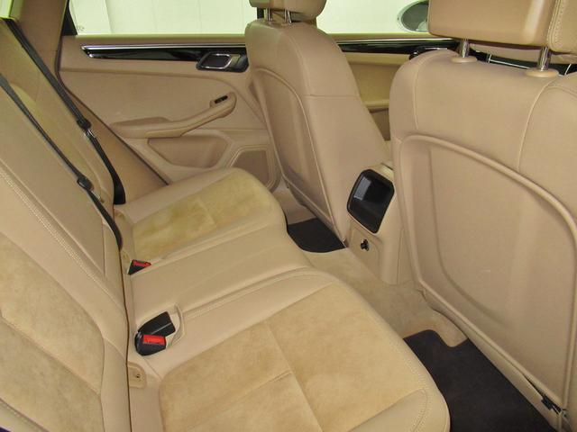 S PDK 4WD 右H 1オーナー 認定中古車保証(18枚目)