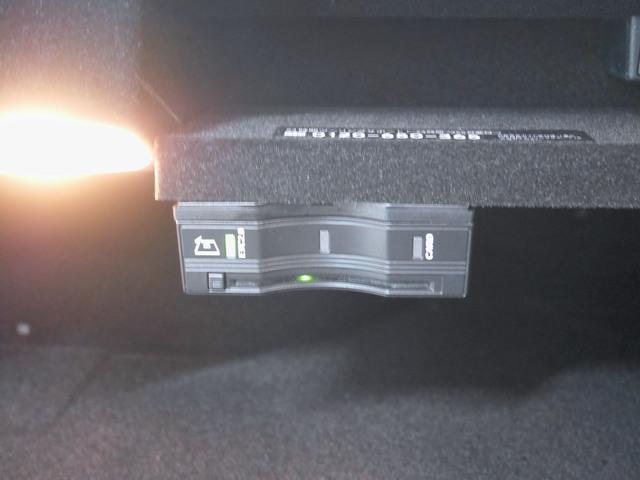 C200 4マチックAV AMGライン レーダーセーフティP(5枚目)