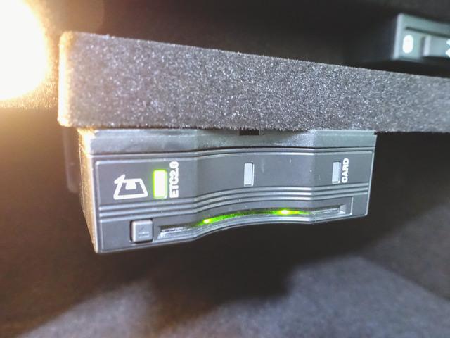 Cクラス C180 アバンギャルド AMGライン レーダーセーフティーパッケージ ベーシックパッケージ Bluetooth接続 ETC LEDヘッドライト TV アイドリングストップ クルーズコントロール コネクテッド機能 サンルーフ・ガラスルーフ(10枚目)