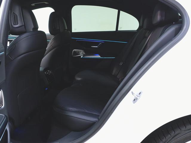 Eクラス E300 エクスクルーシブ AMGラインパッケージ レザーエクスクルーシブパッケージ Bluetooth接続 ETC LEDヘッドライト TV アイドリングストップ クルーズコントロール コネクテッド機能 サイドカメラ(27枚目)