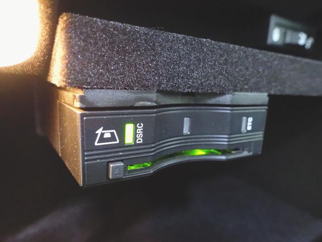 Cクラス C200 アバンギャルド レーダーセーフティパッケージ Bluetooth接続 ETC LEDヘッドライト TV アイドリングストップ クルーズコントロール コネクテッド機能 シートヒーター トランクスルー ナビ(10枚目)