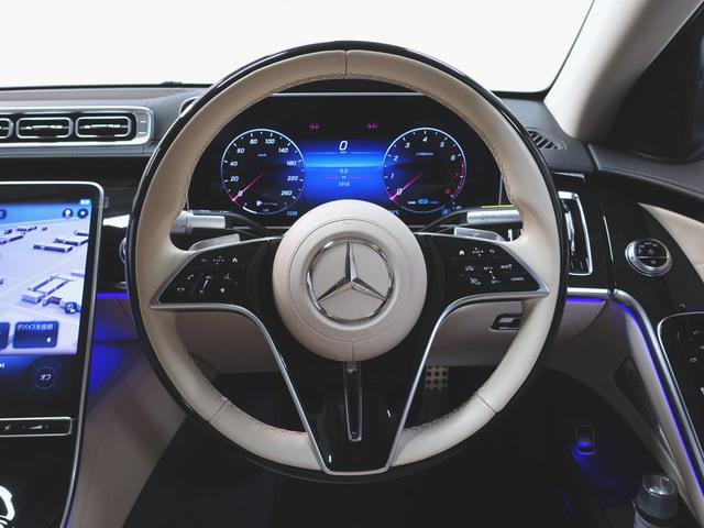 Ｓクラス Ｓ５００　４マチック　ＡＲヘッドアップディスプレイ　３Ｄコクピットディスプレイ　ＡＭＧライン　ベーシックパッケージ　レザーエクスクルーシブパッケージ　Ｂｌｕｅｔｏｏｔｈ接続　ＥＴＣ　ＬＥＤヘッドライト　ＴＶ　アイドリングストップ　クルーズコントロール（13枚目）