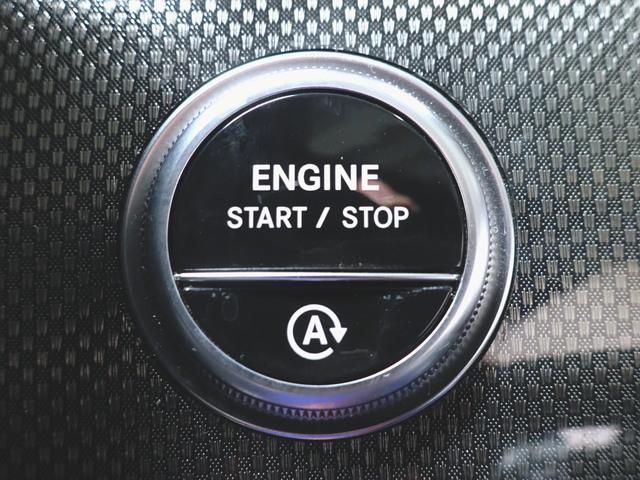 Ｃクラス Ｃ１８０　アバンギャルド　ＡＭＧライン　ベーシックパッケージ　Ｂｌｕｅｔｏｏｔｈ接続　ＥＴＣ　ＬＥＤヘッドライト　ＴＶ　アイドリングストップ　クルーズコントロール　コネクテッド機能　サイドカメラ　シートヒーター　トランクスルー　ナビ（15枚目）