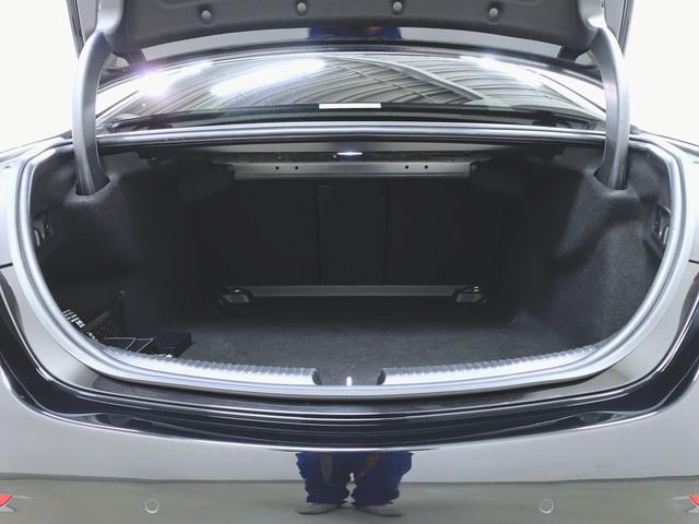 Ｃクラス Ｃ１８０　アバンギャルド　ＡＭＧライン　ベーシックパッケージ　Ｂｌｕｅｔｏｏｔｈ接続　ＥＴＣ　ＬＥＤヘッドライト　ＴＶ　アイドリングストップ　クルーズコントロール　コネクテッド機能　サイドカメラ　シートヒーター　トランクスルー　ナビ（24枚目）