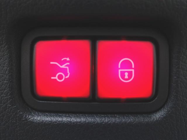 Ｃクラス Ｃ１８０　アバンギャルド　ＡＭＧライン　ベーシックパッケージ　Ｂｌｕｅｔｏｏｔｈ接続　ＥＴＣ　ＬＥＤヘッドライト　ＴＶ　アイドリングストップ　クルーズコントロール　コネクテッド機能　サイドカメラ　シートヒーター　トランクスルー　ナビ（25枚目）