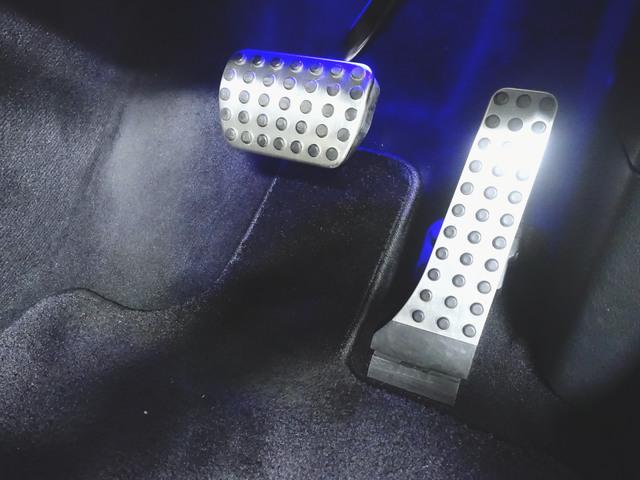 ＧＬＥ ＧＬＥ４５０　ｄ　４マチック　スポーツ　３列シート　Ｂｌｕｅｔｏｏｔｈ接続　ＥＴＣ　ＬＥＤヘッドライト　ＴＶ　アイドリングストップ　クルーズコントロール　コネクテッド機能　サイドカメラ　サンルーフ・ガラスルーフ　シートエアコン（9枚目）