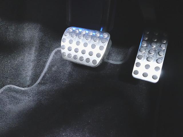 Ｂクラス Ｂ１８０　ＡＭＧラインパッケージ　ＡＭＧライン　Ｂｌｕｅｔｏｏｔｈ接続　ＥＴＣ　ＬＥＤヘッドライト　ＴＶ　アイドリングストップ　クルーズコントロール　コネクテッド機能　シートヒーター　トランクスルー　ナビ（9枚目）