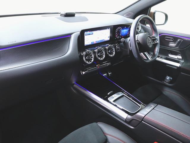 Ｂクラス Ｂ１８０　ＡＭＧラインパッケージ　ＡＭＧライン　Ｂｌｕｅｔｏｏｔｈ接続　ＥＴＣ　ＬＥＤヘッドライト　ＴＶ　アイドリングストップ　クルーズコントロール　コネクテッド機能　シートヒーター　トランクスルー　ナビ（11枚目）