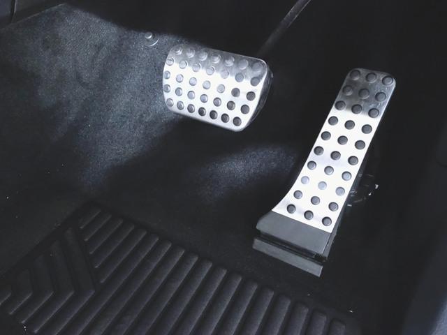 Gクラス G450 d ローンチエディション Bluetooth接続 ETC LEDヘッドライト TV アイドリングストップ クルーズコントロール コネクテッド機能 サイドカメラ サンルーフ・ガラスルーフ シートエアコン シートヒーター(9枚目)