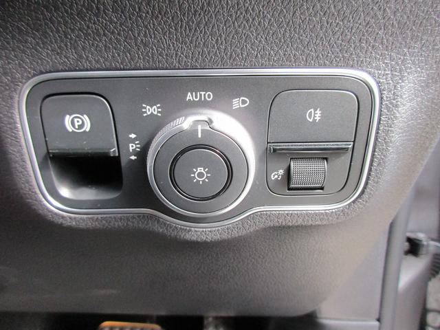 GLB GLB180 AMGラインパッケージ AMGレザーエクスクルーシブパッケージ アドバンスドパッケージ 3列シート Bluetooth接続 ETC LEDヘッドライト TV アイドリングストップ クルーズコントロール(31枚目)