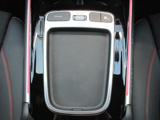 GLB GLB200 d 4マチック AMGラインパッケージ Bluetooth接続 ETC LEDヘッドライト TV アイドリングストップ クルーズコントロール サイドカメラ シートヒーター トランクスルー ナビ バックモニター(27枚目)