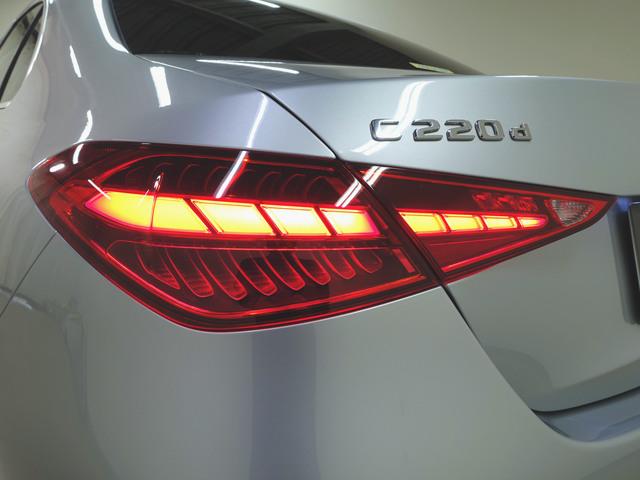 Ｃクラス Ｃ２２０　ｄ　アバンギャルド　ＡＭＧラインパッケージ　ベーシックパッケージ　Ｂｌｕｅｔｏｏｔｈ接続　ＥＴＣ　ＬＥＤヘッドライト　ＴＶ　アイドリングストップ　クルーズコントロール　コネクテッド機能　サイドカメラ　シートヒーター（5枚目）
