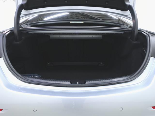 Ｃクラス Ｃ２２０　ｄ　アバンギャルド　ＡＭＧラインパッケージ　ベーシックパッケージ　Ｂｌｕｅｔｏｏｔｈ接続　ＥＴＣ　ＬＥＤヘッドライト　ＴＶ　アイドリングストップ　クルーズコントロール　コネクテッド機能　サイドカメラ　シートヒーター（24枚目）