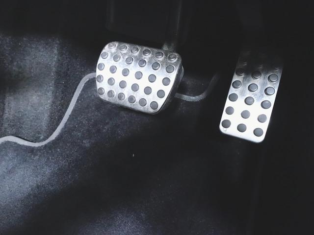 Ｂクラス Ｂ２００　ｄ　ＡＭＧライン　ナビゲーションパッケージ　Ｂｌｕｅｔｏｏｔｈ接続　ＥＴＣ　ＬＥＤヘッドライト　ＴＶ　アイドリングストップ　クルーズコントロール　コネクテッド機能　シートヒーター　トランクスルー　ナビ　バックモニター（9枚目）