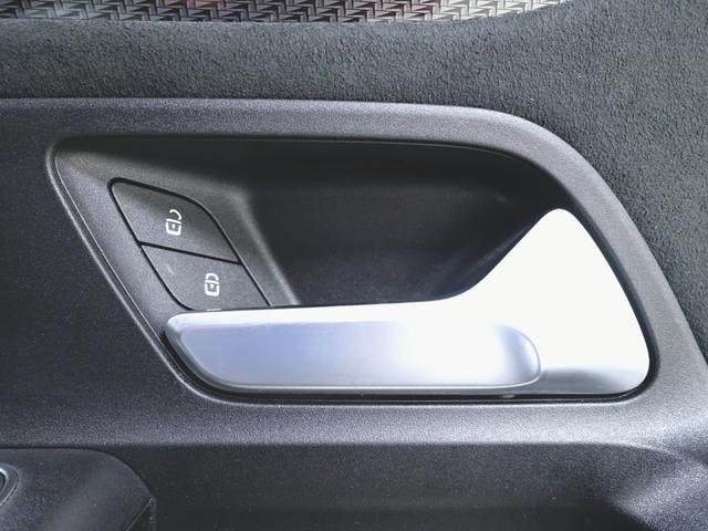 Ｂクラス Ｂ２００　ｄ　ＡＭＧライン　ナビゲーションパッケージ　Ｂｌｕｅｔｏｏｔｈ接続　ＥＴＣ　ＬＥＤヘッドライト　ＴＶ　アイドリングストップ　クルーズコントロール　コネクテッド機能　シートヒーター　トランクスルー　ナビ　バックモニター（22枚目）