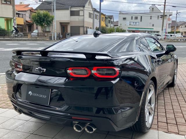 シボレーカマロ ＳＳ　ワンオーナー　Ｖ８エンジン　ＡｐｐｌｅＣａｒＰｌａｙ　デジタルミラー　ヘッドアップディスプレイ　アンビエントライト　赤黒レザーシート　シートヒーター　ベンチレーション　ステアリングヒーター　ＥＴＣ（78枚目）