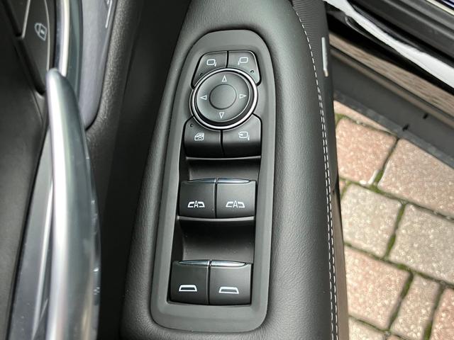 キャデラックＸＴ５ プラチナムスポーツ　ワンオーナー　ＡｐｐｌｅＣａｒＰｌａｙ　パノラマルーフ　デジタルミラー　ヘッドアップディスプレイ　シートヒーター　ベンチレーション　ステアリングヒーター　ＢＯＳＥサウンド　ブラックレザーシート　ＥＴＣ（69枚目）