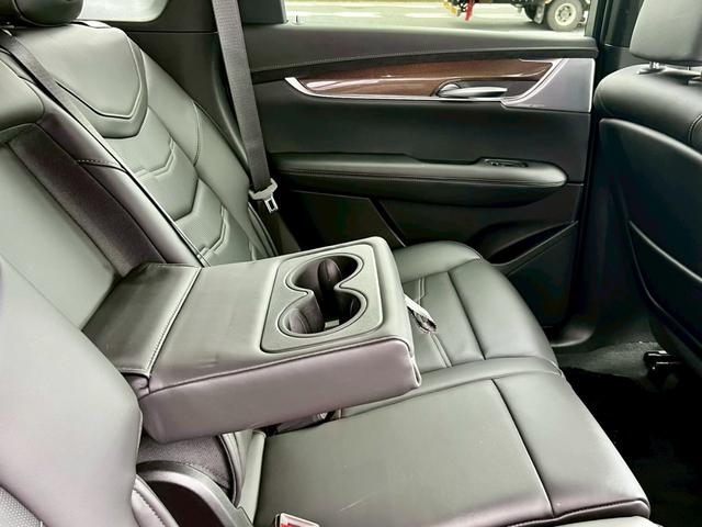 キャデラックＸＴ５ ミッドナイトスカイエディション　国内１５台限定　正規Ｄ車　黒革　３１４ｐｓＶ６ＤＯＨＣ　ＢＯＳＥサウンド　ステアシートヒータ　ベンチレーション　Ｐルーフ　全周囲カメラ　カープレイ　Ｄミラ　ＢＳＭ　ＨＵＤ　ＥＴＣ　純正２０ＡＷ（72枚目）