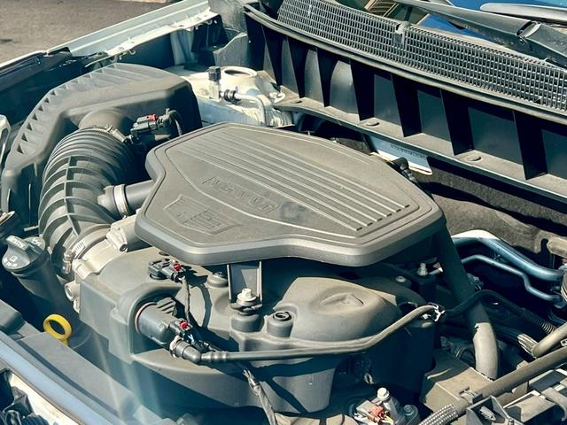 キャデラックＸＴ５クロスオーバー ラグジュアリー　正規ディーラー車　クリスタルホワイト　サハラベージュレザー　３１４ｐｓＶ６ＤＯＨＣ　ＢＯＳＥサウンド　　セーフティアラート　衝突軽減ブレーキ　ＡｐｐｌｅＣａｒｐｌａｙ　パノラマルーフ　ＡＷＤ　ＥＴＣ（18枚目）