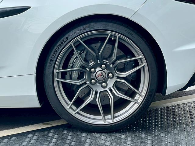 シボレーコルベット Z06 シボレー認定中古車 正規ディーラー車 Z07パッケージ装着車両 ブレンボカーボンセラミックブレーキ コンペティションバケットシート 650psV8DOHC チタニウムサテン鍛造AW BOSEサウンド(10枚目)