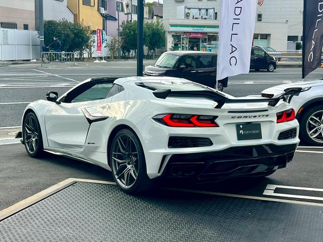 シボレーコルベット Z06 シボレー認定中古車 正規ディーラー車 Z07パッケージ装着車両 ブレンボカーボンセラミックブレーキ コンペティションバケットシート 650psV8DOHC チタニウムサテン鍛造AW BOSEサウンド(57枚目)