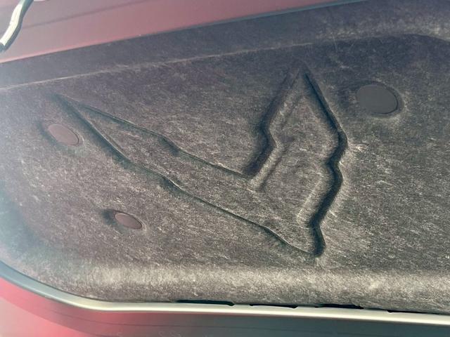 シボレーコルベット 3LT シボレー認定中古車 正規ディーラー車 レッドミスト ジェットブラックレザー 450psV8OHV ブレンボブレーキ BOSEサウンド 社外リップエアロ 純正リップ積込 AppleCarplay(20枚目)