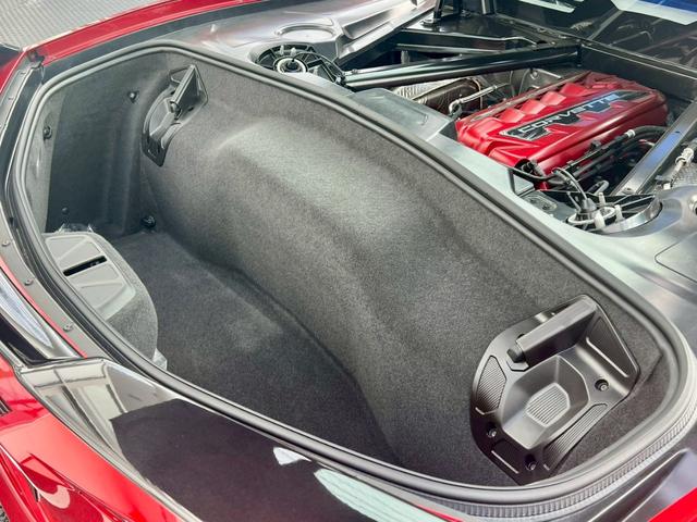 シボレーコルベット 3LT シボレー認定中古車 正規ディーラー車 レッドミスト ジェットブラックレザー 450psV8OHV ブレンボブレーキ BOSEサウンド 社外リップエアロ 純正リップ積込 AppleCarplay(71枚目)