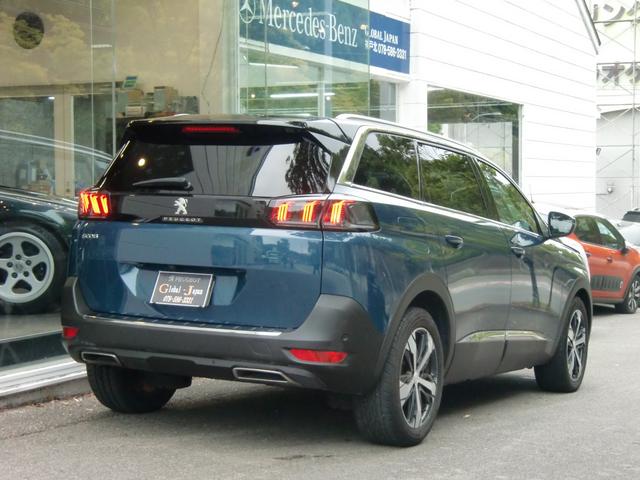 ５００８ ＧＴブルーＨＤｉ後期モデル　ファーストクラスパッケージ　後期物　純正ナビ　地デジＴＶ　３６０カメラ　サンルーフ　マッサージ＆シートヒーター　運転席パワーシート　ＡＣＣ　ＢＳＭ（3枚目）