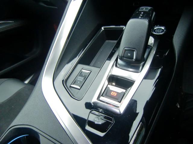 ５００８ ＧＴブルーＨＤｉ後期モデル　ファーストクラスパッケージ　後期物　純正ナビ　地デジＴＶ　３６０カメラ　サンルーフ　マッサージ＆シートヒーター　運転席パワーシート　ＡＣＣ　ＢＳＭ（21枚目）