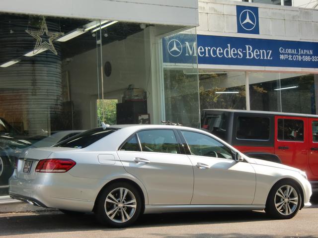 Ｅクラス Ｅ３００　アバンギャルド　１オーナー　最終モデル　アバンギャルド　本革シート　純正ナビ　地デジＴＶ　バックカメラ　前後シートヒーター　禁煙車　Ｂｌｕｅｔｏｏｔｈ接続（7枚目）