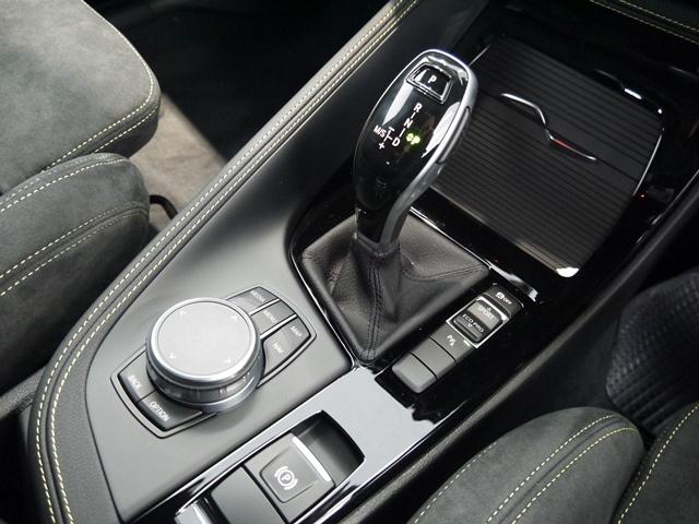 sDrive18iMスポーツX登録済未使用車サンルーフACC(10枚目)
